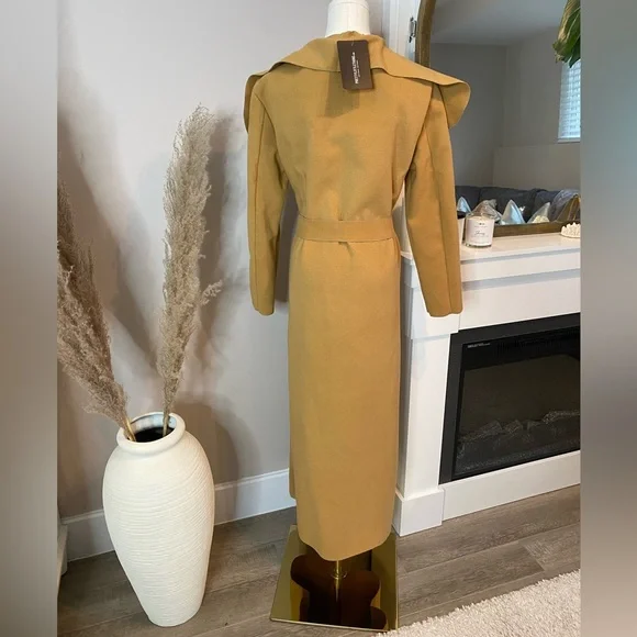 Coat - Picture 7 of 7